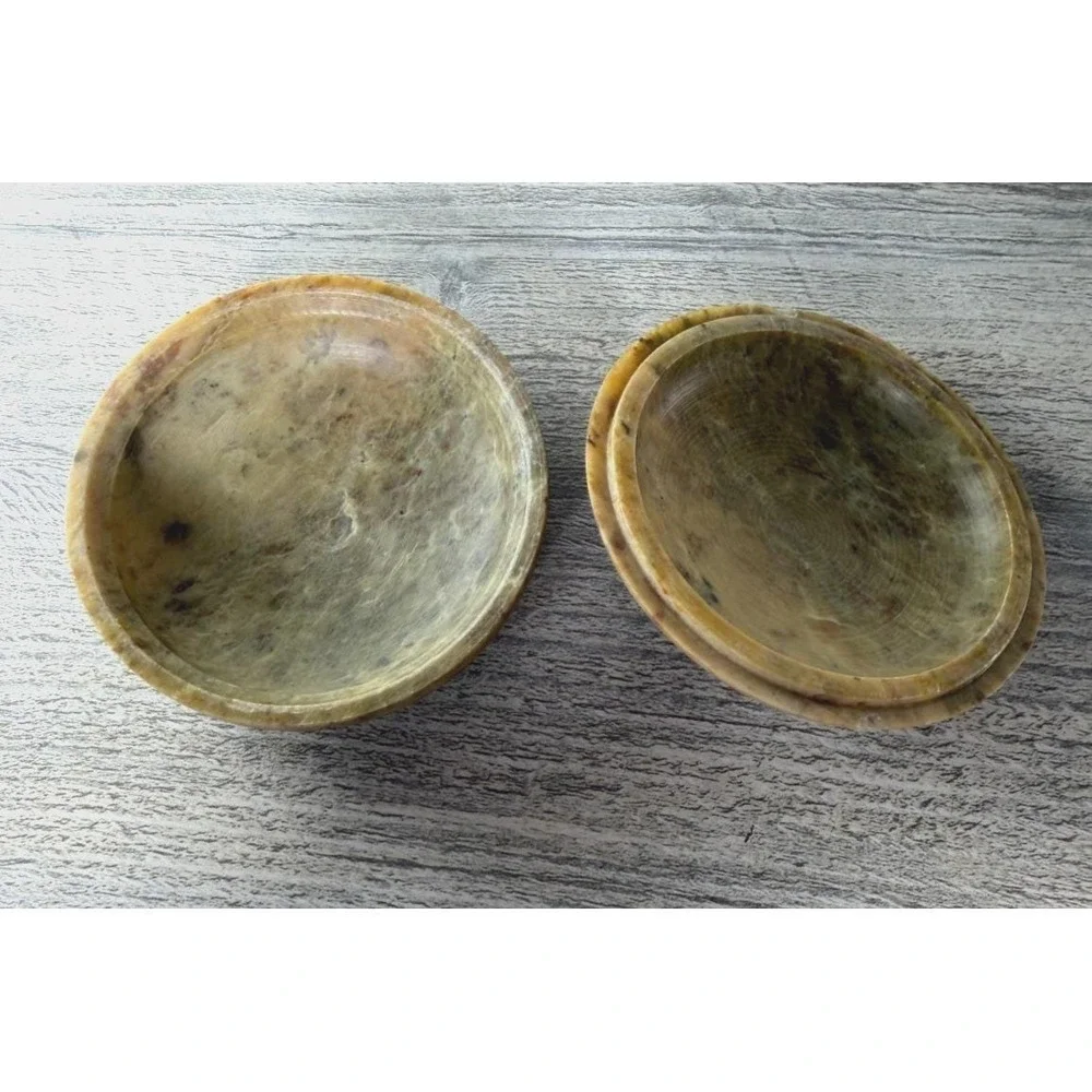 Vintage Hand Carved Soapstone Round Trinket Box Jewelry With Lid 3